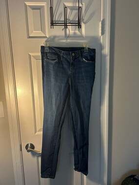 Tommy Hilfiger Women's Size 4 Dark Wash Skinny Jeans